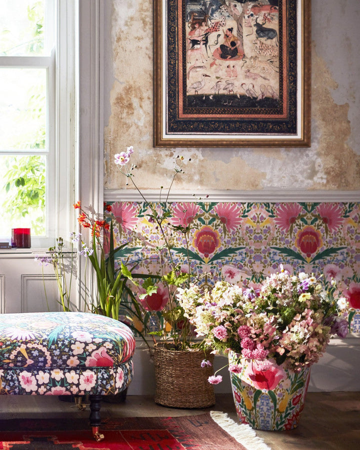 Susie Q Wallpaper by Mind the Gap Designer Wallpaper WOODSTOCK '69 LIFESTYLE COLLECTION Satin Matte Made in Europe Paste the wall 3 rolls x 20.5 x 3.25 yards - Swanky Fabrics -