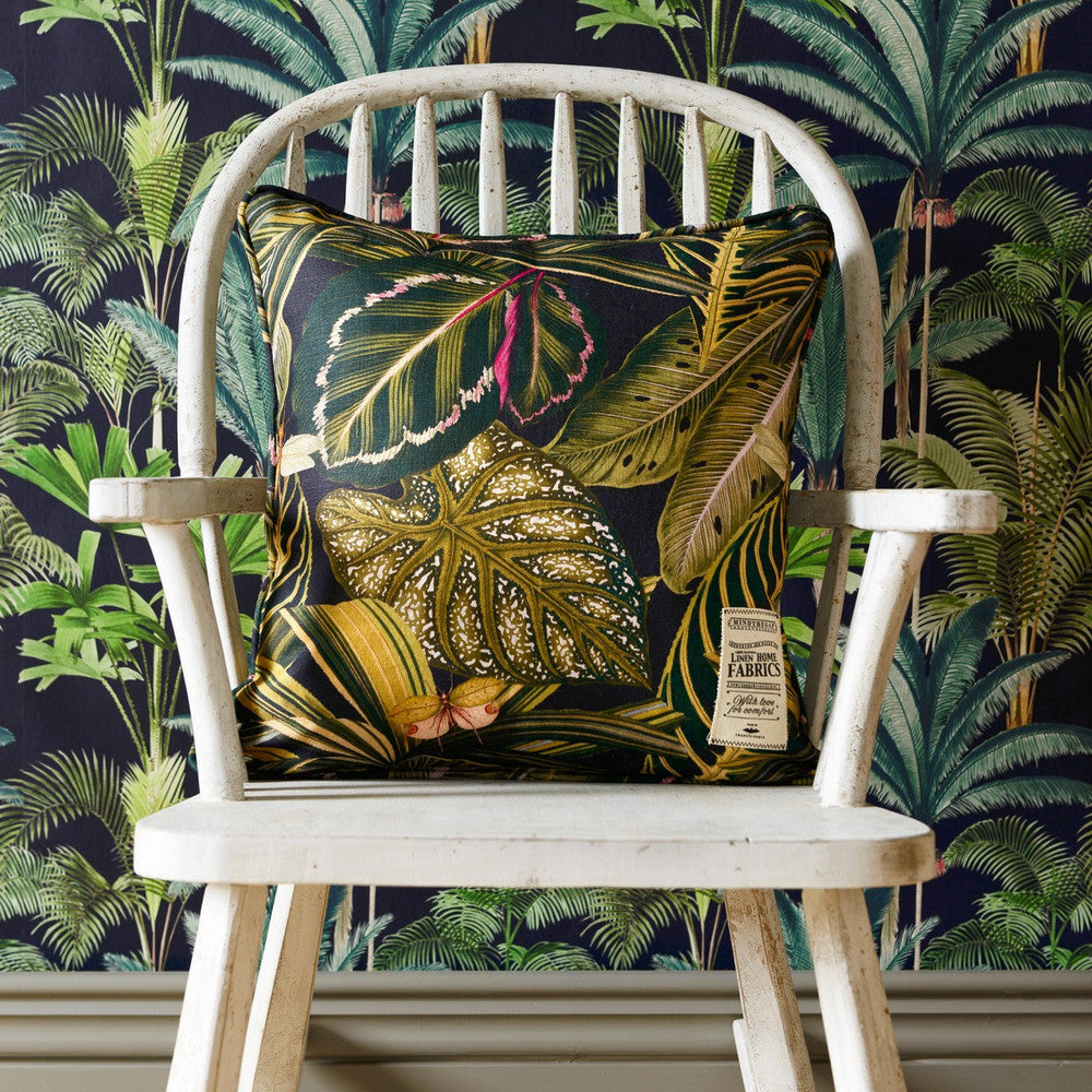 Mind The Gap Pillows AMAZONIA Linen Cushion (LC40014) | LC40014 | TROPICAL MOOD | 20 x 20 in | Black, Green | Fabric Carolina | https://www.fabriccarolina.com/