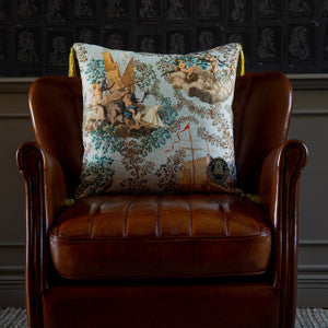 Mind the Gap Pillow Mind The Gap JOURNEY TO EDEN Linen Cushion (LC40052)