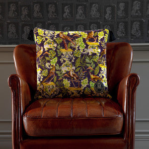 Mind the Gap Pillow Mind The Gap LA VOLIERE Velvet Cushion (LC40053)