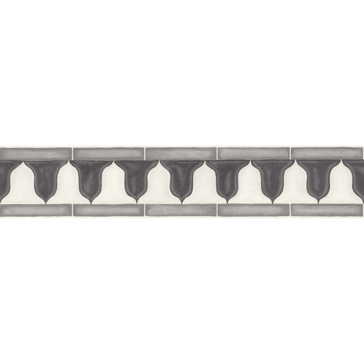 Zellige Border Soot & Snow by Cole & Son Wallcovering Cole & Son Wallcovering Zellige Border Soot & SnowWallcovering COLE & SON MARTYN LAWRENCE BULLARD PAPER - 100% United Kingdom </p><p>Repeat: H: 20.5, V: 4.1 - Fabric Carolina -
