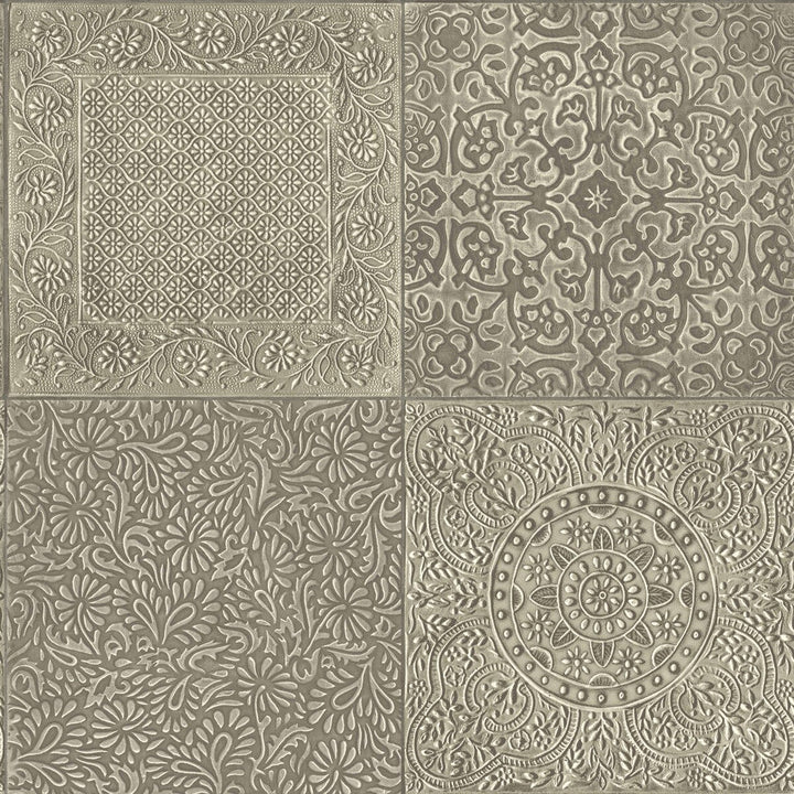 Bazaar Gilver by Cole & Son Designer Wallcovering COLE & SON MARTYN LAWRENCE BULLARD PAPER - 100% United Kingdom Horizontal: and Vertical: 20.5 20.5 - Swanky Fabrics -