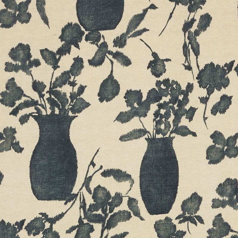 Hugo Floral Faded Black 176242 by Schumacher Fabric Schumacher Fabric Hugo Floral Faded Black 176242Fabric JUTE 58% ITALY </p><p>Repeat: H: HORZ. 27" (69CM) , V: VERT. 38" (97CM) 54.5 - Fabric Carolina -