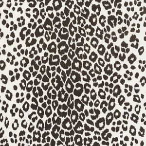 Schumacher Fabric Iconic Leopard Indoor/Outdoor Graphite 177324