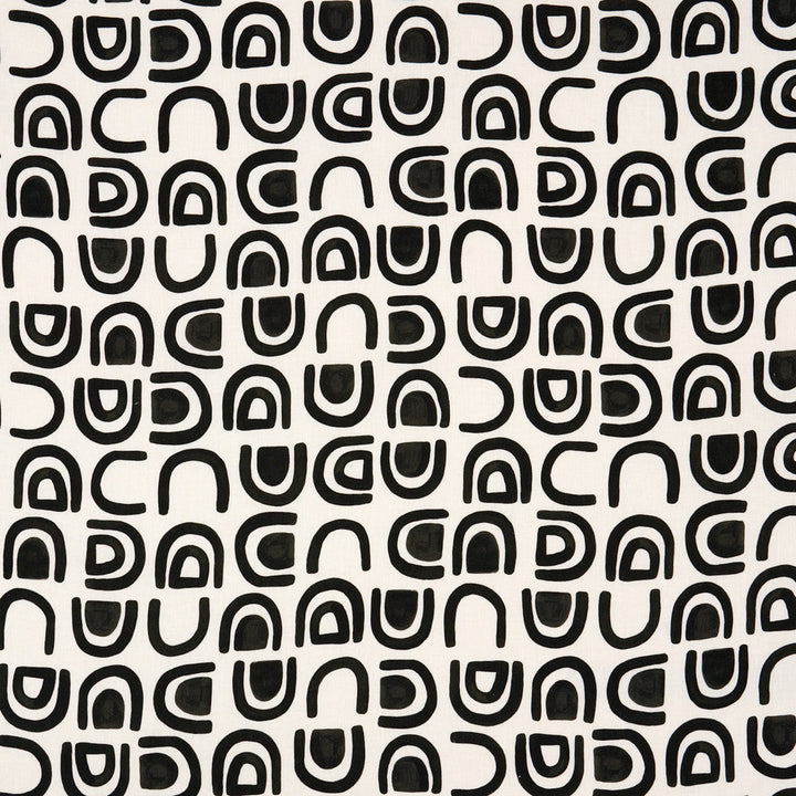 Threshold Printed Linen Carbon 180421 by Schumacher Fabric Schumacher Fabric Threshold Printed Linen Carbon 180421Fabric LINEN 100% ITALY </p><p>Repeat: H: HORZ. 54" (137CM), V: VERT. 13 1/2" (34CM) 54" (137CM) - Fabric Carolina -