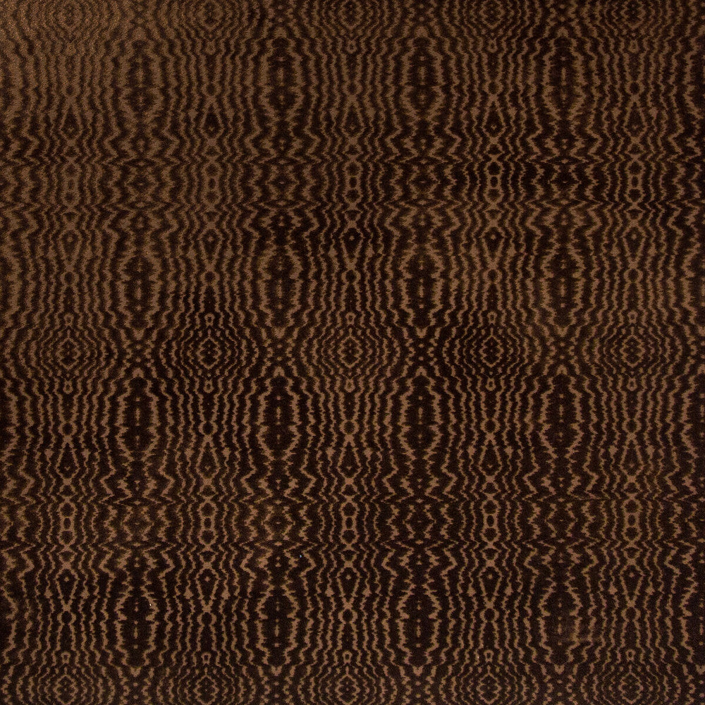 Callow Velvet Umber by Lee Jofa Designer Fabric HARLINGTON VELVETS VISCOSE - 69%;POLYESTER - 22%;COTTON - 9% Belgium HEAVY Horizontal: 6.89 and Vertical: 16.54 54.33 - Swanky Fabrics -