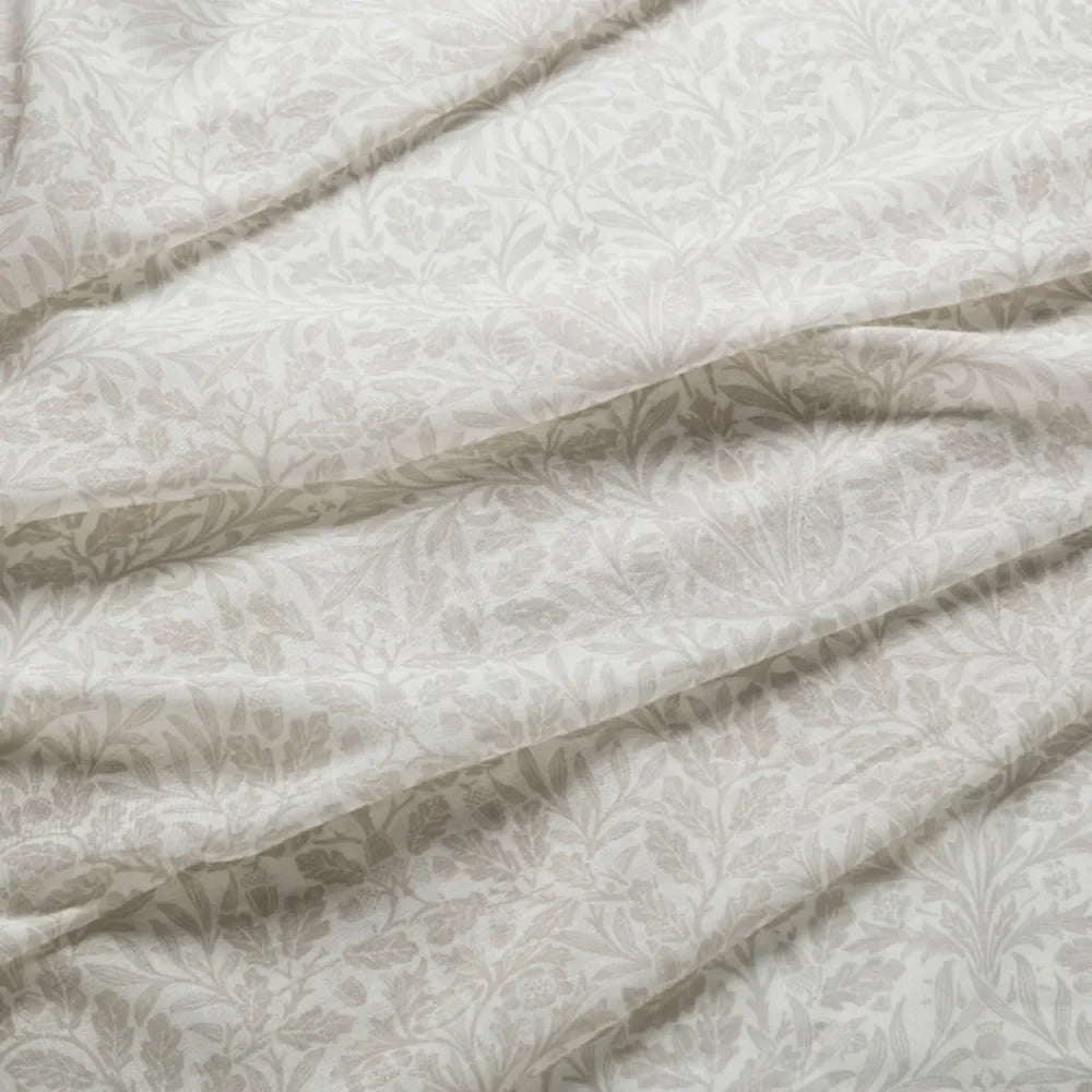 7916 Acorn Sheer 2 Fawn by Wmah Designer Fabric 7916 Acorn Sheer 2 Fawn by Wmah Fabric WILLIAM MORRIS AT HOME DOVECOTE VOL 1 52%COT 48%LIN Turkey Horizontal: 13.375 and Vertical: 12.25 118 in - Fabric Carolina -
