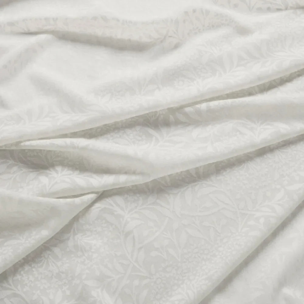 7919 Michaelmas Daisy Sheer 2 Flax by Wmah Designer Fabric 7919 Michaelmas Daisy Sheer 2 Flax by Wmah Fabric WILLIAM MORRIS AT HOME DOVECOTE VOL 1 67%POL 31%SVI 2%LIN Turkey Horizontal: 12.5 and Vertical: 20 120 in - Fabric Carolina -
