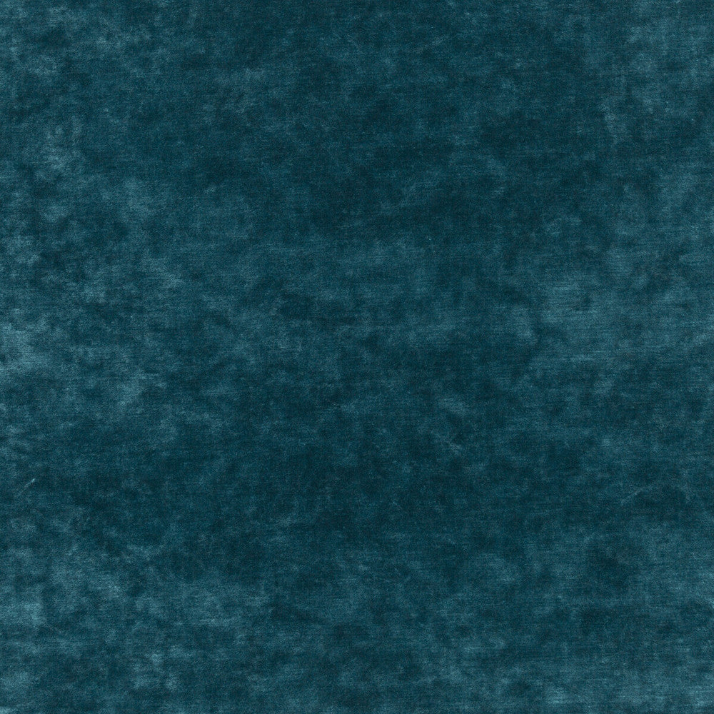 Queen'S Velvet Jade by Kravet Couture Designer Fabric ARTISAN VELVETS VISCOSE - 69%;COTTON - 19%;POLYESTER - 12% Italy HEAVY Horizontal: - and Vertical: - 55.16 - Swanky Fabrics -