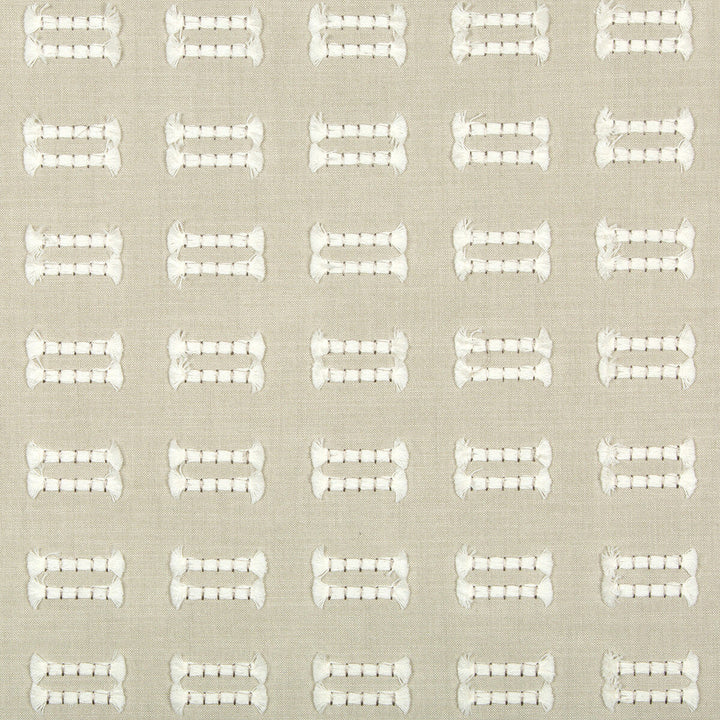 36131-11 by Kravet Basics Designer Fabric COTTON - 73%;POLYESTER - 27% India LIGHT Horizontal: 2.8 and Vertical: 2 52 - Swanky Fabrics -