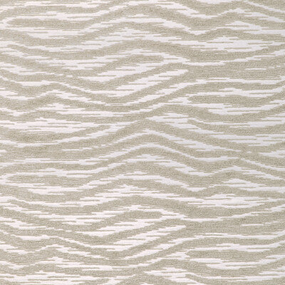 Kravet Couture - Upholstery - 36899.11.0 - Upholstery - COTTON - 41%;VISCOSE - 38%;LINEN - 16%;POLYACRYLIC - 4%;POLYESTER - 1% - Belgium </p><p>Repeat: H: , V: 27.5 21 - My Fabric Connection -