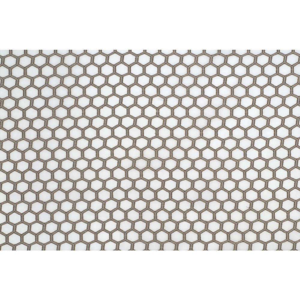 Kravet Basics 4298-4 by Kravet Basics Fabric Kravet Basics Fabric Kravet Basics 4298-4Fabric POLYESTER - 100% Turkey </p><p>Repeat: H: 1.57, V: 2.19 118 - Fabric Carolina -