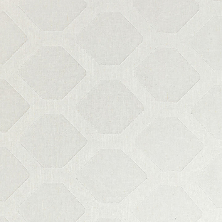 Kravet Basics 4802-101 by Kravet Basics Fabric Kravet Basics Fabric Kravet Basics 4802-101Fabric GIS POLYESTER - 88%;LINEN - 12% France </p><p>Repeat: H: 7, V: 11.61 126 - Fabric Carolina -