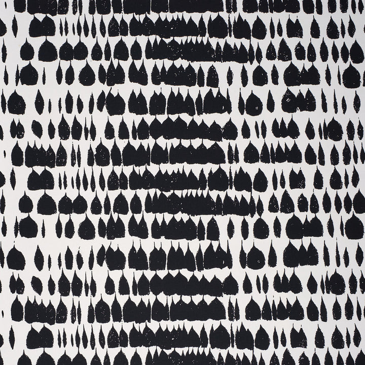 Queen Of Spain Black 5005881 by Schumacher Wallcovering Schumacher Wallcovering Queen Of Spain Black 5005881Wallcovering Paper UNITED KINGDOM </p><p>Repeat: H: HORZ. 48" (122CM) , V: VERT. 36" (91CM) 49 - Fabric Carolina -