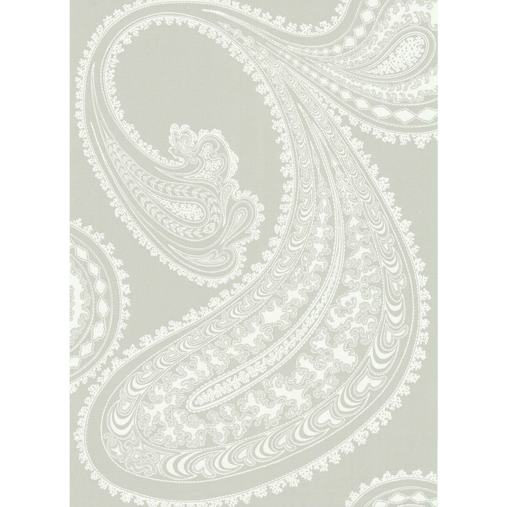 Rajapur White/Gy by Cole & Son Wallcovering Cole & Son Wallcovering Rajapur White/GyWallcovering COLE & SON NEW CONTEMPORARY PAPER - 100% United Kingdom </p><p>Repeat: H: 21, V: 30 20.5 - Fabric Carolina -