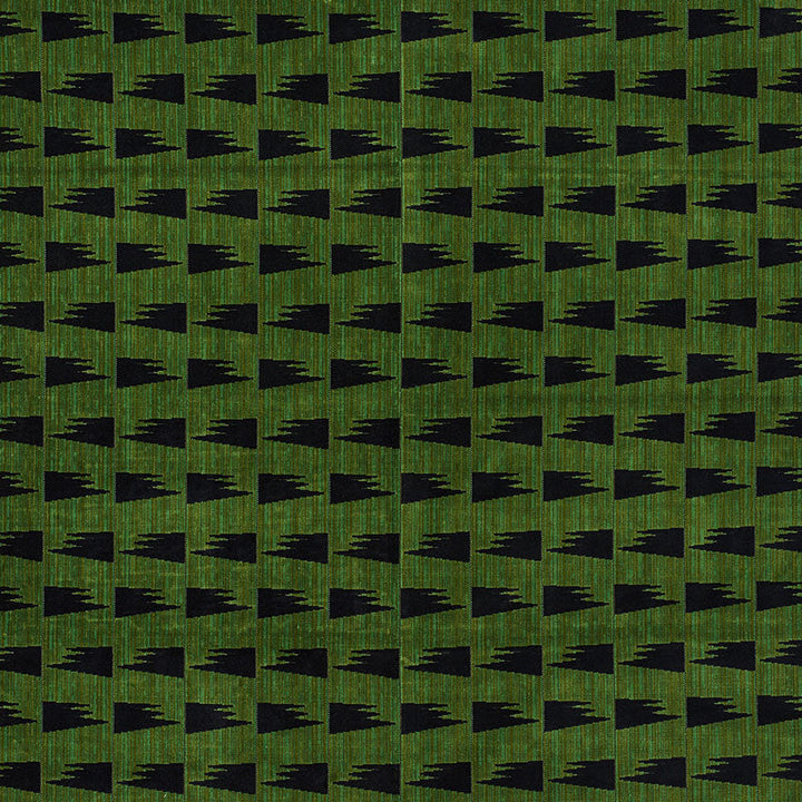 Tutsi Green 71222 by Schumacher Fabric Schumacher Fabric Tutsi Green 71222Fabric COTTON 89% UNITED STATES OF AMERICA </p><p>Repeat: H: HORZ. 4 1/4" (11CM), V: VERT. 6 5/8" (17CM) 51 - Fabric Carolina -