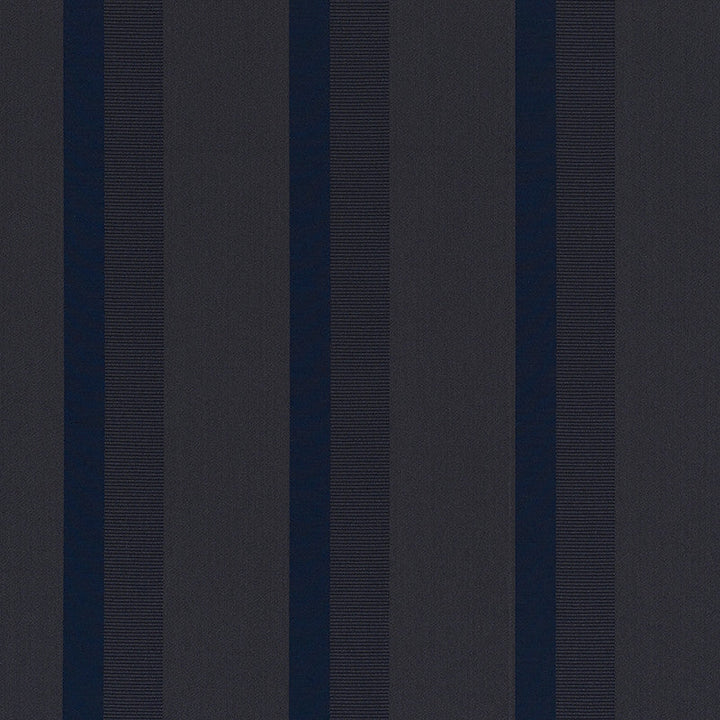 Elise Midnight 72300 by Schumacher Designer Fabric French-Revolution 71% Cotton, 29% Silk Martindale 10,000 Horizontal: 4.5 and Vertical: - 55 - Swanky Fabrics -