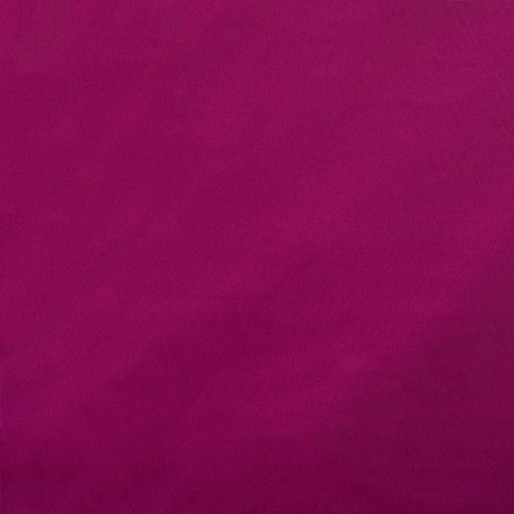 Cecil Cotton Chintz Magenta 76992 by Schumacher Fabric Schumacher Fabric Cecil Cotton Chintz Magenta 76992Fabric COTTON 100% FRANCE </p><p>Repeat: H: , V: 54 - Fabric Carolina -