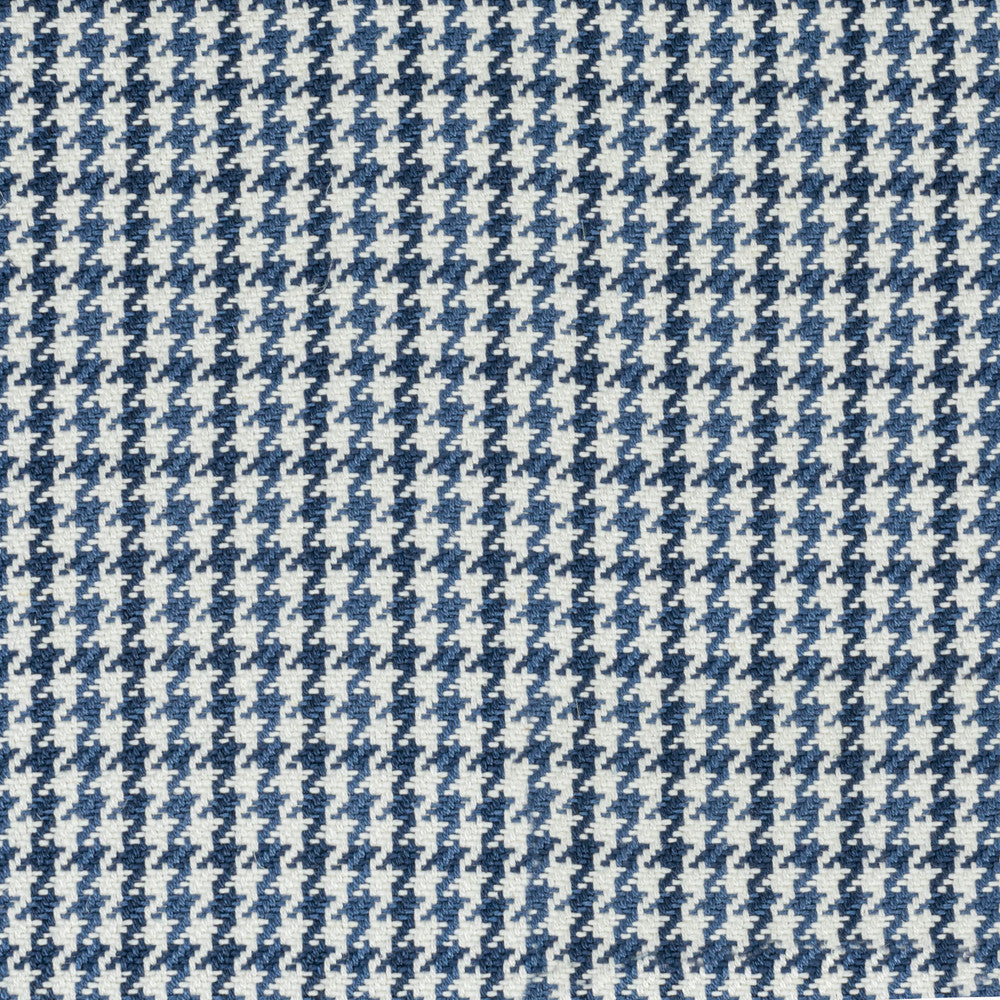 7809-2 Gridlock Ocean by Bassett Mcnab Designer Fabric BASSETT MCNAB SIGNATURE 38%SVI 28%LIN 28%COT 6%POL ITALY MARTINDALE WEAR TEST (25 000 CIRCULAR RUBS) Horizontal: 0.75 and Vertical: 0.75 55.11 in - Swanky Fabrics -