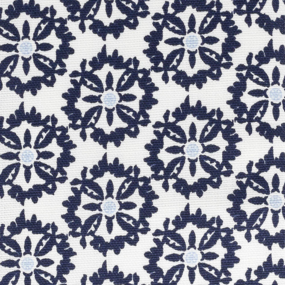 7821-1 Splash Navy by Aoc Designer Fabric HARBOR VIEW VICTORIA LARSON SHOWROOM 50%COT 50%LIN USA CATB 117-2013 MARTINDALE WEAR TEST (15 000 CIRCULAR RUBS) Horizontal: 3.250 and Vertical: 2.250 57 in - Swanky Fabrics -