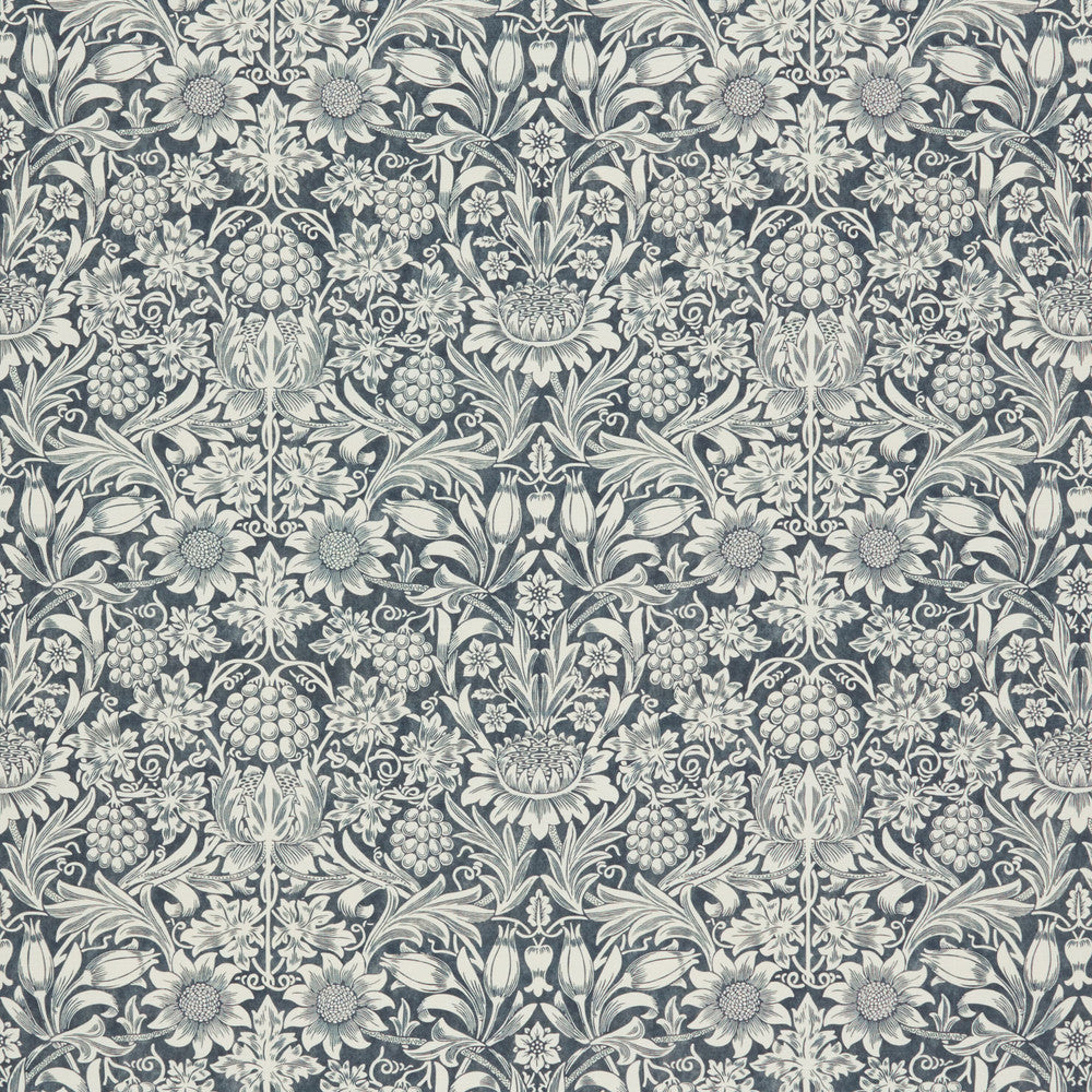 7867 Sunflower 2 Ink by Wmah Fabric Wmah Fabric 7867 Sunflower 2 InkFabric WILLIAM MORRIS AT HOME KELMSCOTT GARDENS VOL 1 100%COT SPAIN </p><p>Repeat: H: 18.500, V: 15.375 55 in - Fabric Carolina -
