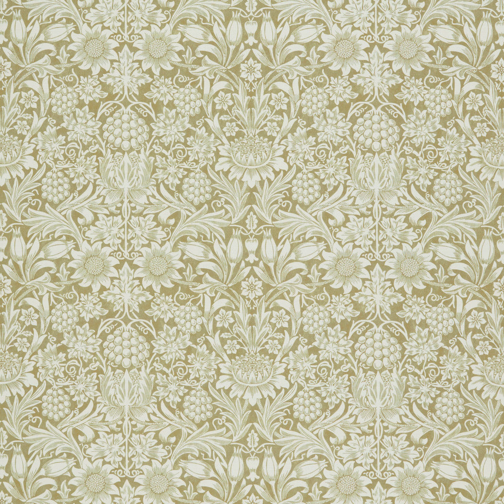 7867 Sunflower 4 Mica by Wmah Fabric Wmah Fabric 7867 Sunflower 4 MicaFabric WILLIAM MORRIS AT HOME KELMSCOTT GARDENS VOL 1 100%COT SPAIN </p><p>Repeat: H: 18.500, V: 15.375 55 in - Fabric Carolina -