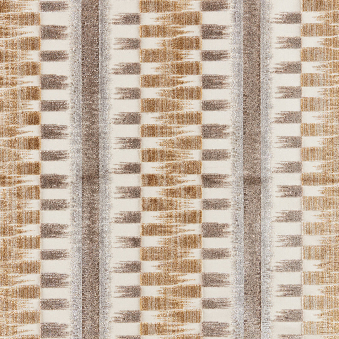 Brunschwig & Fils Fabric Flamme Velvet - Beige