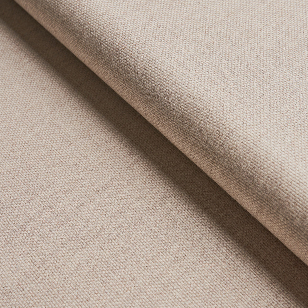 Atticus Wool Linen 81920 by Schumacher Fabric Schumacher Fabric Atticus Wool Linen 81920Fabric WOOL 100% ITALY </p><p>Repeat: H: HORZ. 4 3/4" (12CM), V: VERT. 6" (15CM) 118" (300CM) - Fabric Carolina -
