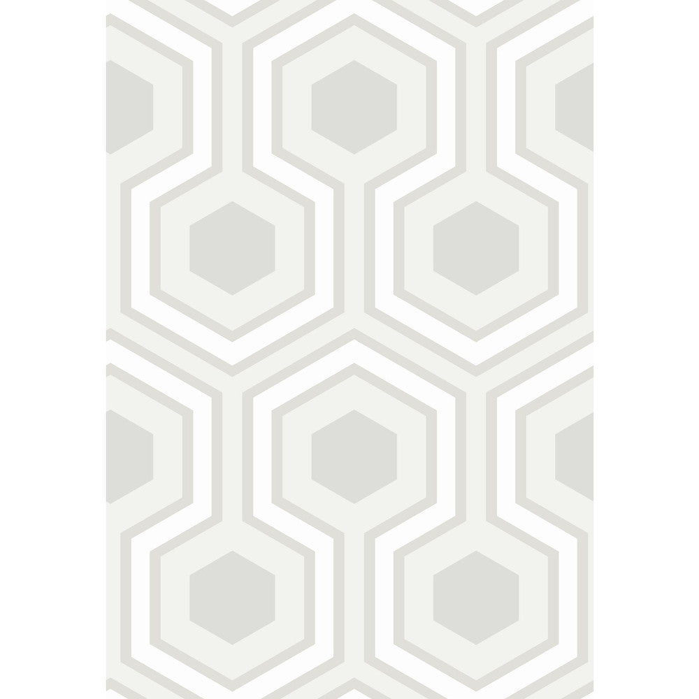 Hicks Grand Dove Grey by Cole & Son Wallcovering Cole & Son Wallcovering Hicks Grand Dove GreyWallcovering CONTEMPORARY RESTYLED PAPER - 100% United Kingdom </p><p>Repeat: H: 21, V: 15 21 - Fabric Carolina -