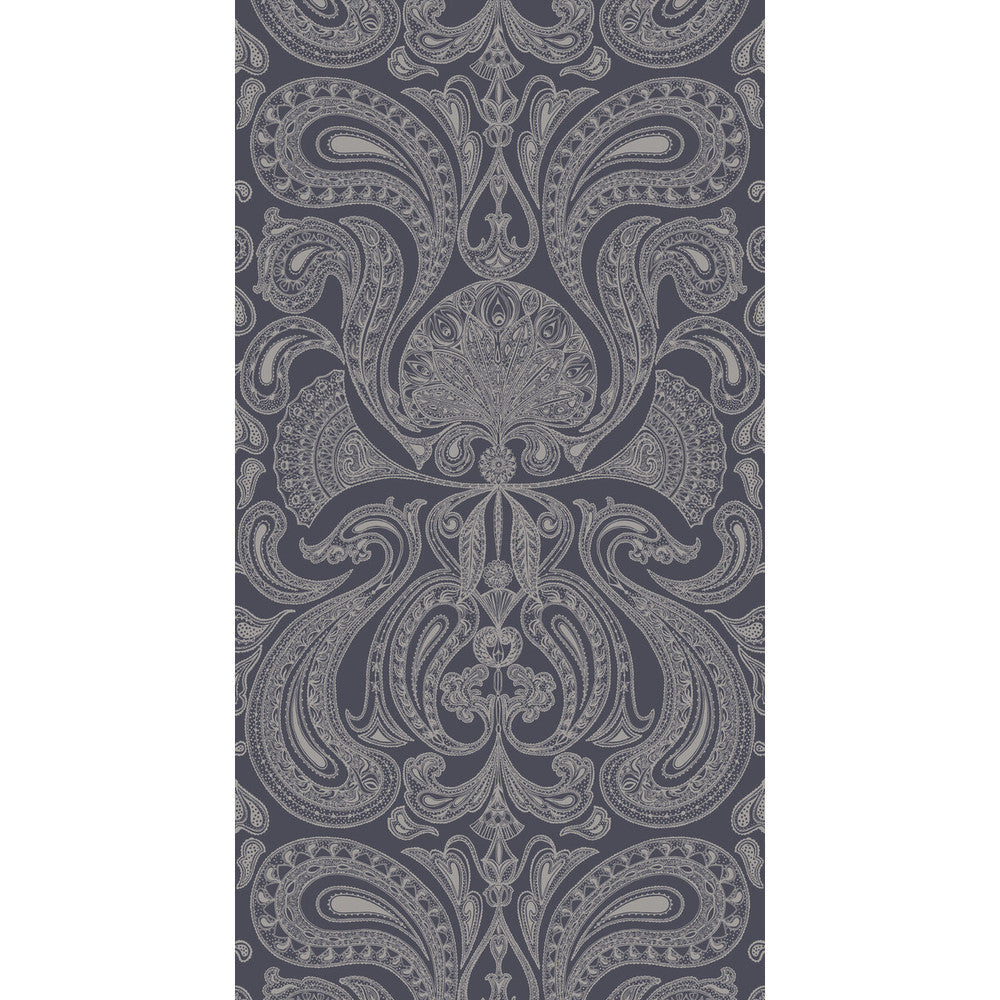 Malabar Gilver/Charl by Cole & Son Wallcovering Cole & Son Wallcovering Malabar Gilver/CharlWallcovering CONTEMPORARY RESTYLED PAPER - 100% United Kingdom </p><p>Repeat: H: 21, V: 30 21 - Fabric Carolina -