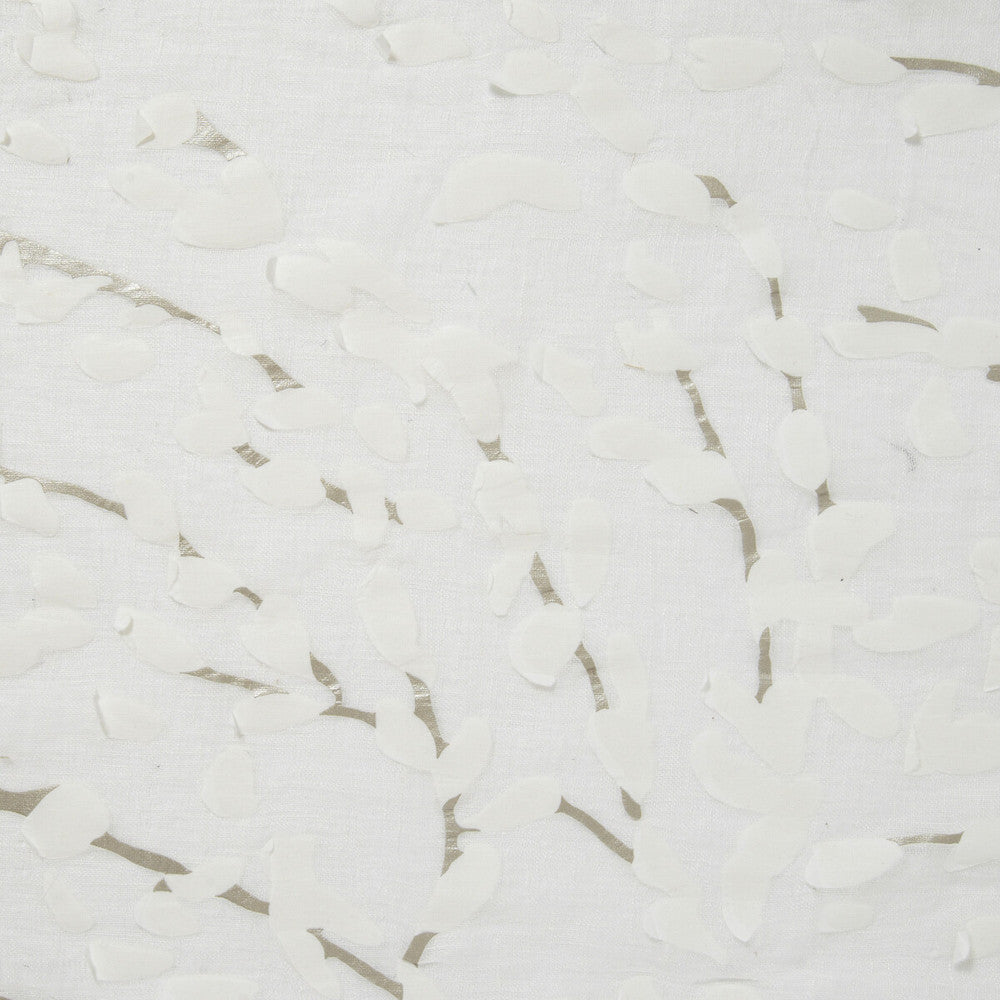 Confetti Silver by Kravet Couture Fabric Kravet Couture Fabric Confetti SilverFabric ANDREW MARTIN REMIX VISCOSE - 82%;POLYAMIDE - 18% Japan </p><p>Repeat: H: 45, V: 23.5 49.2 - Fabric Carolina -