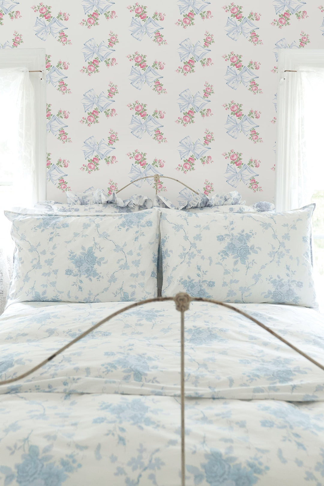 Rosa Beaux Pastel Blue Large Bow Spot Wallpaper by A-Street Prints Designer
