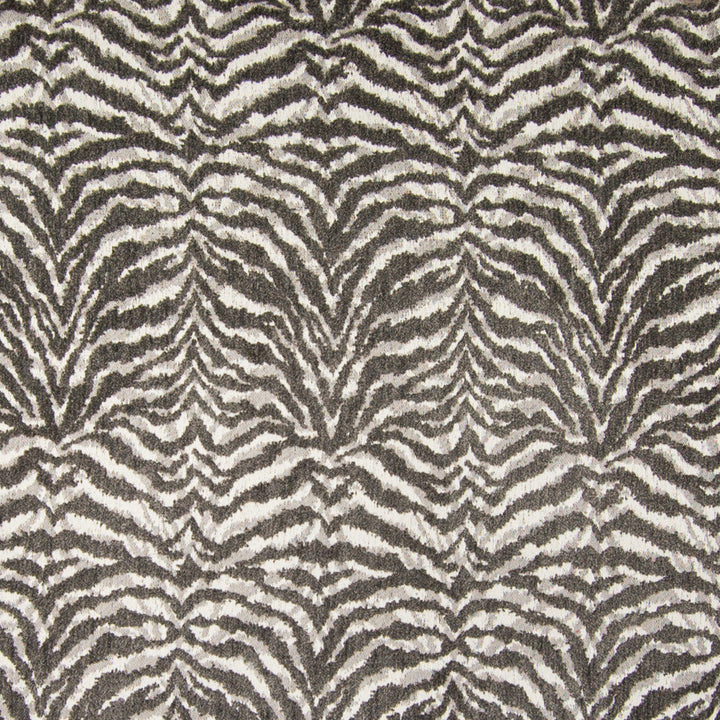 B4297 Powder by Greenhouse Designer Fabric 78% Polyester, 22% Cotton China 50,000 </p><p>Repeat: 14" H, 18.5" V 56" - Swanky Fabrics -