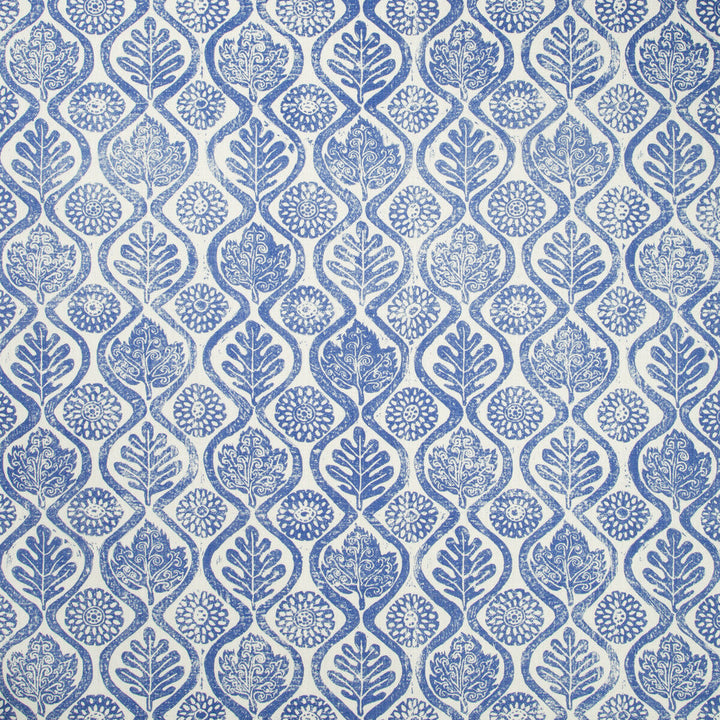 Oakleaves Azure by Lee Jofa Fabric Lee Jofa Fabric Oakleaves AzureFabric BLITHFIELD LINEN - 100% United Kingdom </p><p>Repeat: H: 44, V: 31.75 51 - Fabric Carolina -