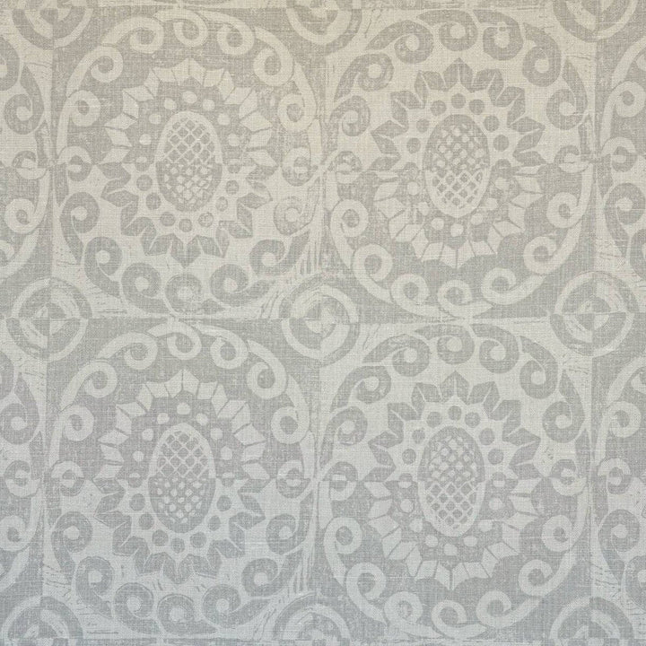 Pineapple On Oyster Pale Taupe by Lee Jofa Fabric Lee Jofa Fabric Pineapple On Oyster Pale TaupeFabric BLITHFIELD LINEN - 100% United Kingdom </p><p>Repeat: H: 17.73, V: 31 53 - Fabric Carolina -