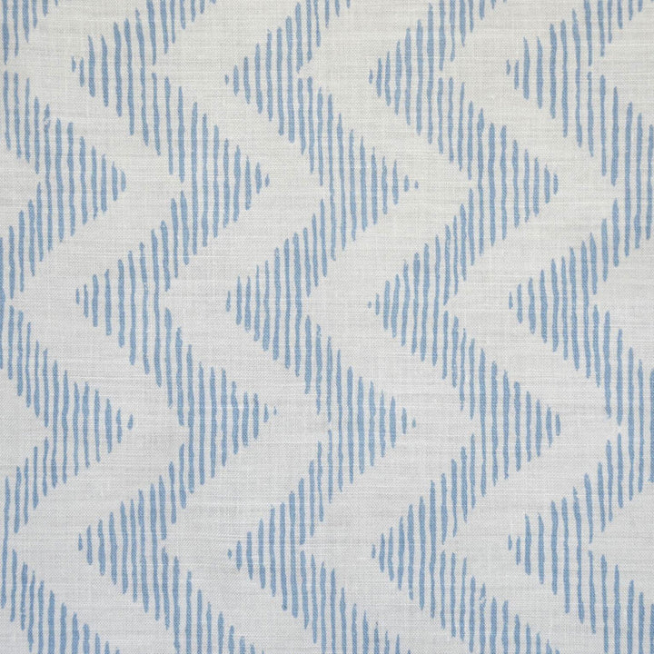 Colebrook Blue/Oyster by Lee Jofa Fabric Lee Jofa Fabric Colebrook Blue/OysterFabric BLITHFIELD LINEN - 88%;POLYAMIDE - 12% United Kingdom </p><p>Repeat: H: 1.125, V: 10.5 54 - Fabric Carolina -