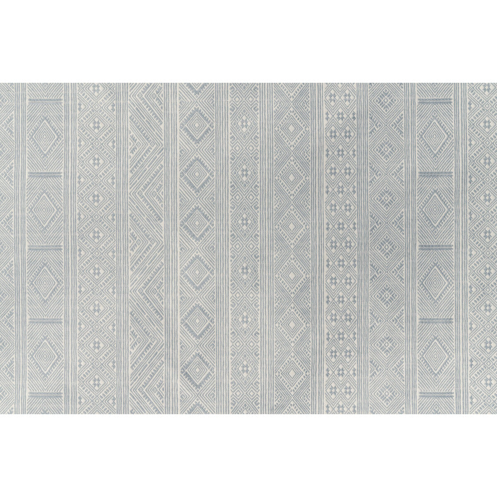 Halsey Silver by Lee Jofa Fabric Lee Jofa Fabric Halsey SilverFabric BLITHFIELD VISCOSE - 65%;COTTON - 35% India </p><p>Repeat: H: 13.78, V: 2.5 55.12 - Fabric Carolina -