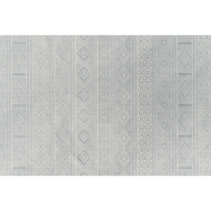 Halsey Silver by Lee Jofa Fabric Lee Jofa Fabric Halsey SilverFabric BLITHFIELD VISCOSE - 65%;COTTON - 35% India </p><p>Repeat: H: 13.78, V: 2.5 55.12 - Fabric Carolina -