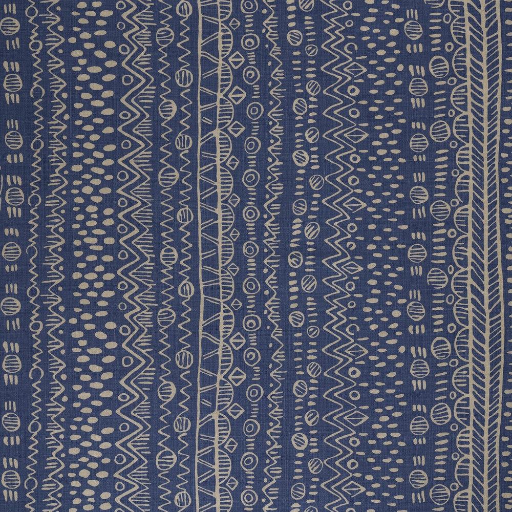 Chester Azure by Lee Jofa Fabric Lee Jofa Fabric Chester AzureFabric BLITHFIELD LINEN - 100% United Kingdom </p><p>Repeat: H: 50, V: 25.1 50.3 - Fabric Carolina -