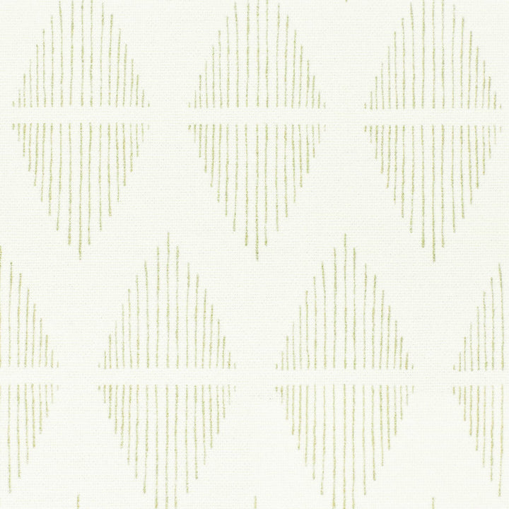 Boyle 1 Bone by Stout Fabric Stout Fabric Boyle 1 BoneFabric RAINBOW LIBRARY EGGSHELL/SANDSTONE SPAIN </p><p>Repeat: H: 2.250, V: 6.750 54 in - Fabric Carolina -