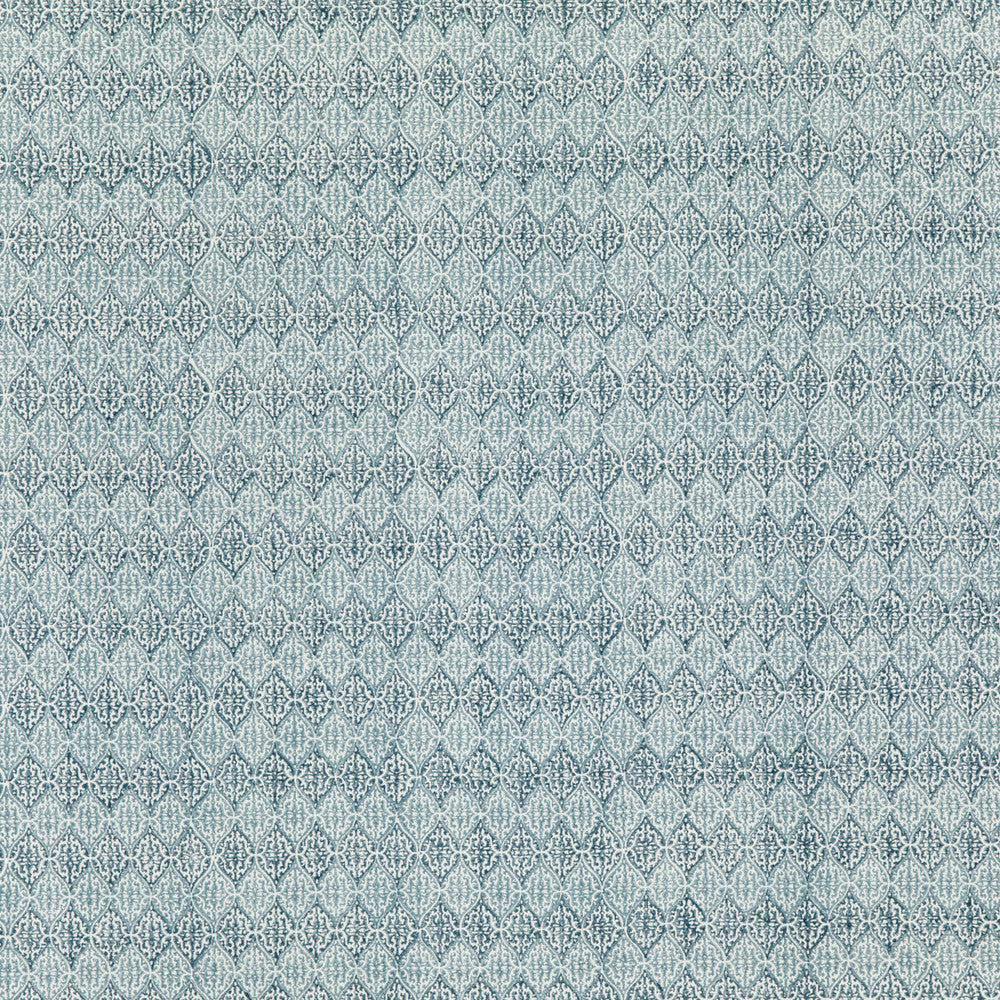 Tivington Soft Teal by G P & J Baker Fabric G P & J Baker Fabric Tivington Soft TealFabric SIGNATURE PRINTS LINEN - 52%;COTTON - 48% India </p><p>Repeat: H: 7.486, V: 5.516 52.402 - Fabric Carolina -