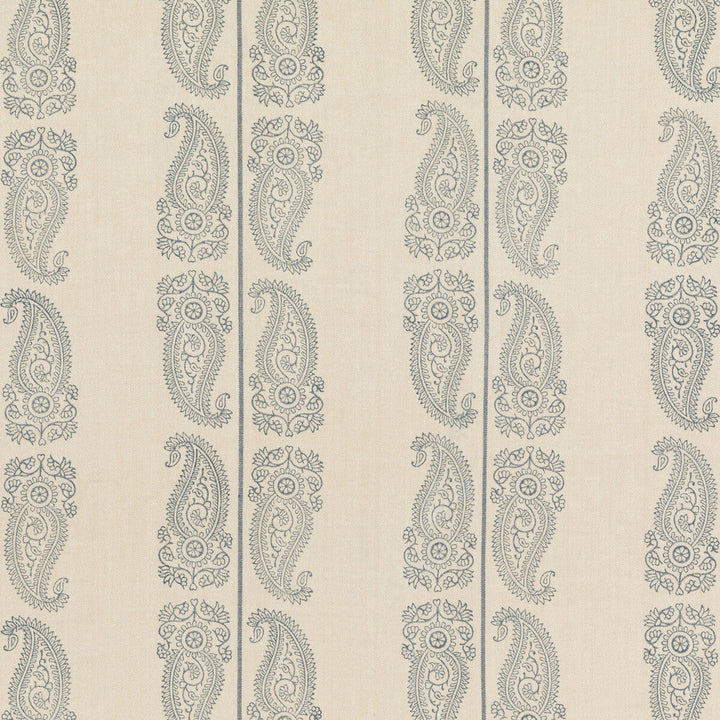 Cromer Paisley Indigo by G P & J Baker Fabric G P & J Baker Fabric Cromer Paisley IndigoFabric ARTISAN II LINEN - 70%;COTTON - 30% India </p><p>Repeat: H: 12.608, V: 16.942 50.432 - Fabric Carolina -