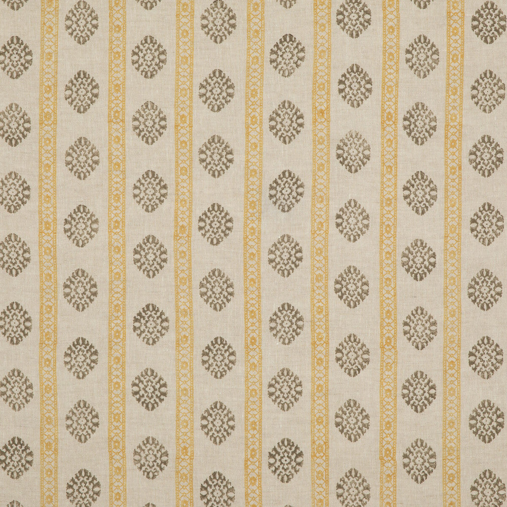 Alma Ochre/Mole by G P & J Baker Fabric G P & J Baker Fabric Alma Ochre/MoleFabric COROMANDEL SMALL PRINTS LINEN - 100% India </p><p>Repeat: H: 7.683, V: 3.94 53.978 - Fabric Carolina -