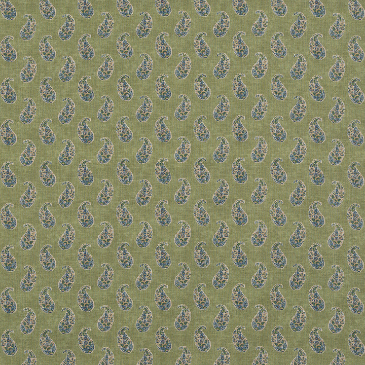 Patola Paisley Emerald by G P & J Baker Fabric G P & J Baker Fabric Patola Paisley EmeraldFabric CASPIAN VISCOSE - 82%;LINEN - 18% United Kingdom </p><p>Repeat: H: 4.531, V: 9.456 54.372 - Fabric Carolina -