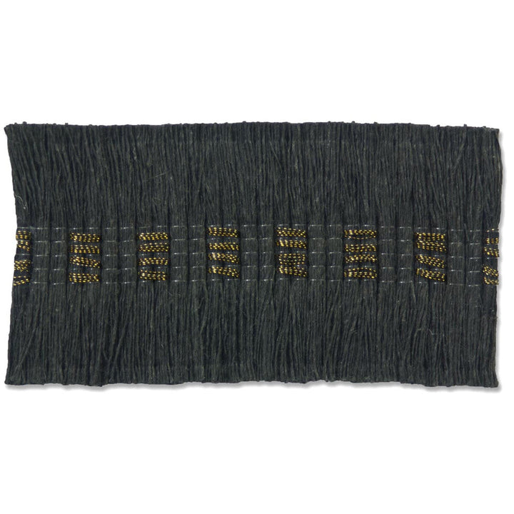 Brentwood 4 Gunmetal by Stout Trim Stout Trim Brentwood 4 GunmetalTrim NEW WORLD TAPES & BORDERS GERMANY </p><p>Repeat: H: 0.500, V: 0.000 1.75 in - Fabric Carolina -