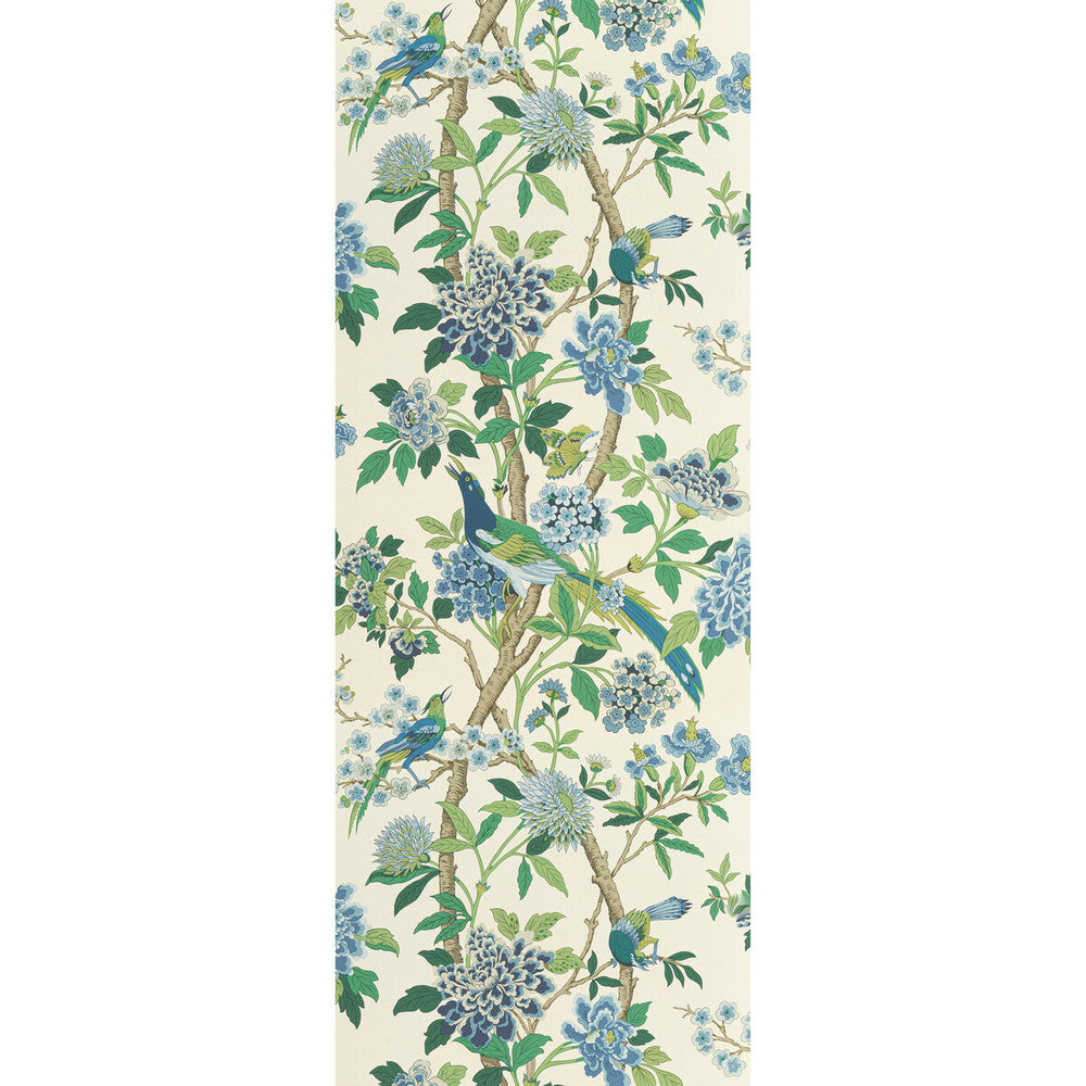 Hydrangea Bird Emerald/Blue by G P & J Baker Wallcovering G P & J Baker Wallcovering Hydrangea Bird Emerald/BlueWallcovering SIGNATURE II WALLPAPERS NON WOVEN - 100% United Kingdom </p><p>Repeat: H: 27.58, V: 44.522 27.58 - Fabric Carolina -