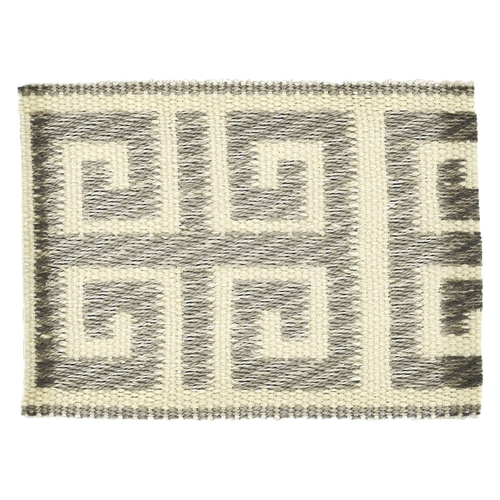 Cecelia 3 Stone by Stout Trim Stout Trim Cecelia 3 StoneTrim MOONDUST TRIM CHINA </p><p>Repeat: H: 0.000, V: 0.000 2.25 in - Fabric Carolina -