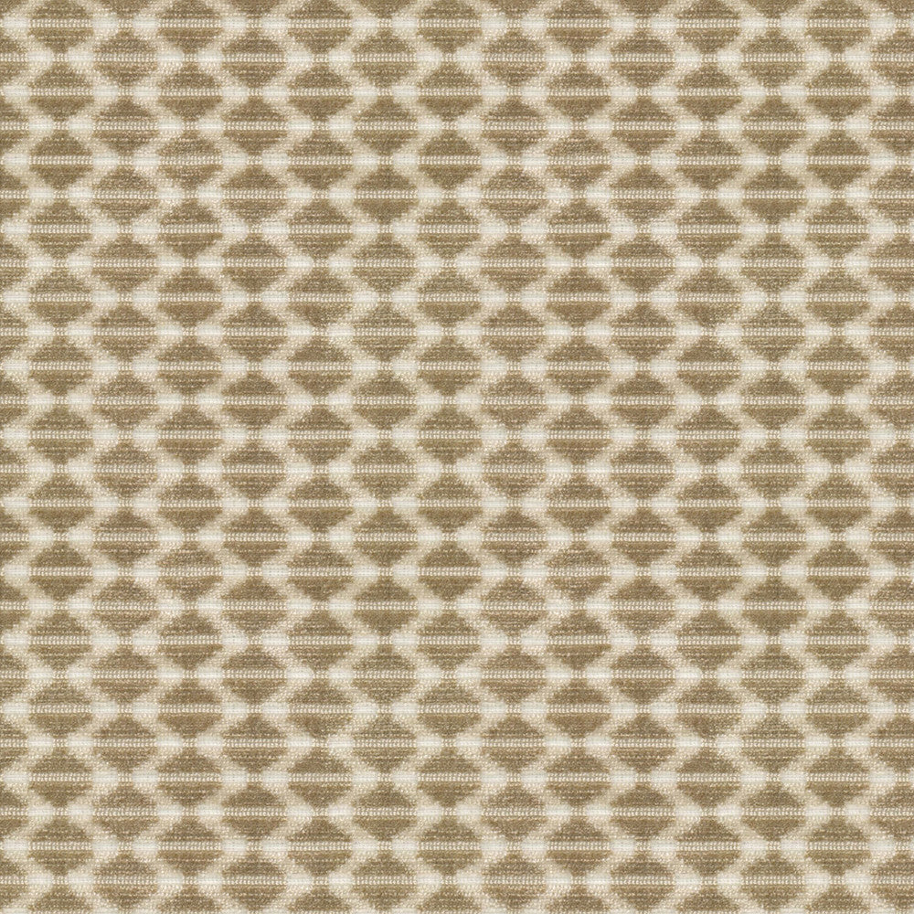 Chili 2 Chardonnay by Stout Fabric Stout Fabric Chili 2 ChardonnayFabric RAINBOW LIBRARY SANDUNE/DESERT 51%SVI 32%POL 17%COT INDIA </p><p>Repeat: H: 1.500, V: 0.750 54 in - Fabric Carolina -