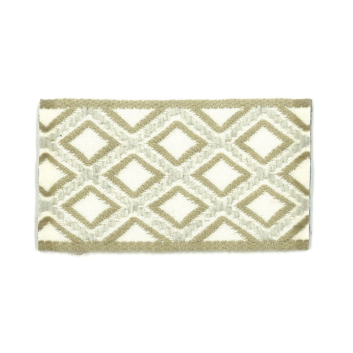 Cooke 1 Khaki by Stout Trim Stout Trim Cooke 1 KhakiTrim NEW WORLD TRIM VOLUME II 93%SVI 7%POL FRANCE </p><p>Repeat: H: 1.000, V: 0.000 1.88 in - Fabric Carolina -