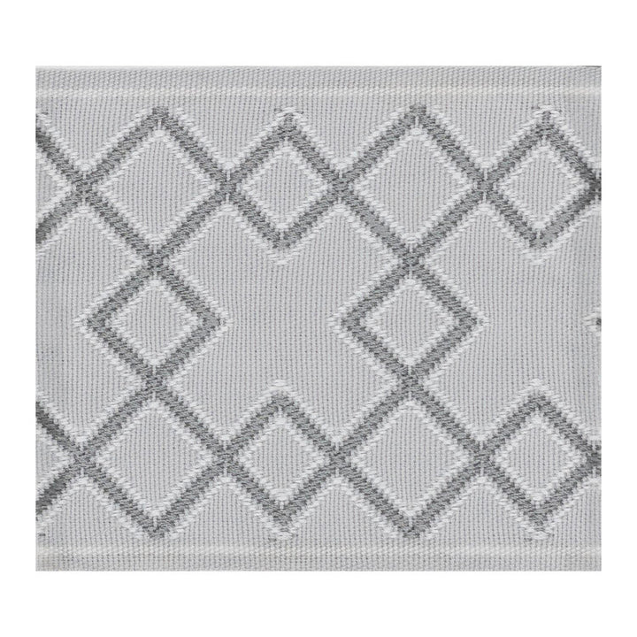 Diamonds Tape 3 Platinum by Stout Trim Stout Trim Diamonds Tape 3 PlatinumTrim SMALL WONDERS TRIM 52%SVI 48%POL CHINA </p><p>Repeat: H: 1.750, V: 0.000 3.25 in - Fabric Carolina -